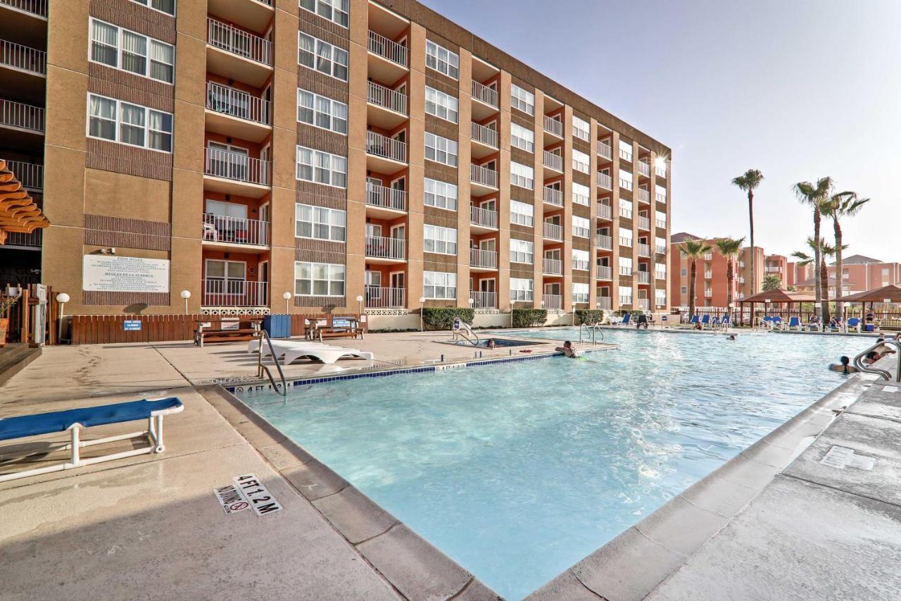 Beach Haven With Shared Amenities - Steps To Beach! South Padre Island Exterior photo