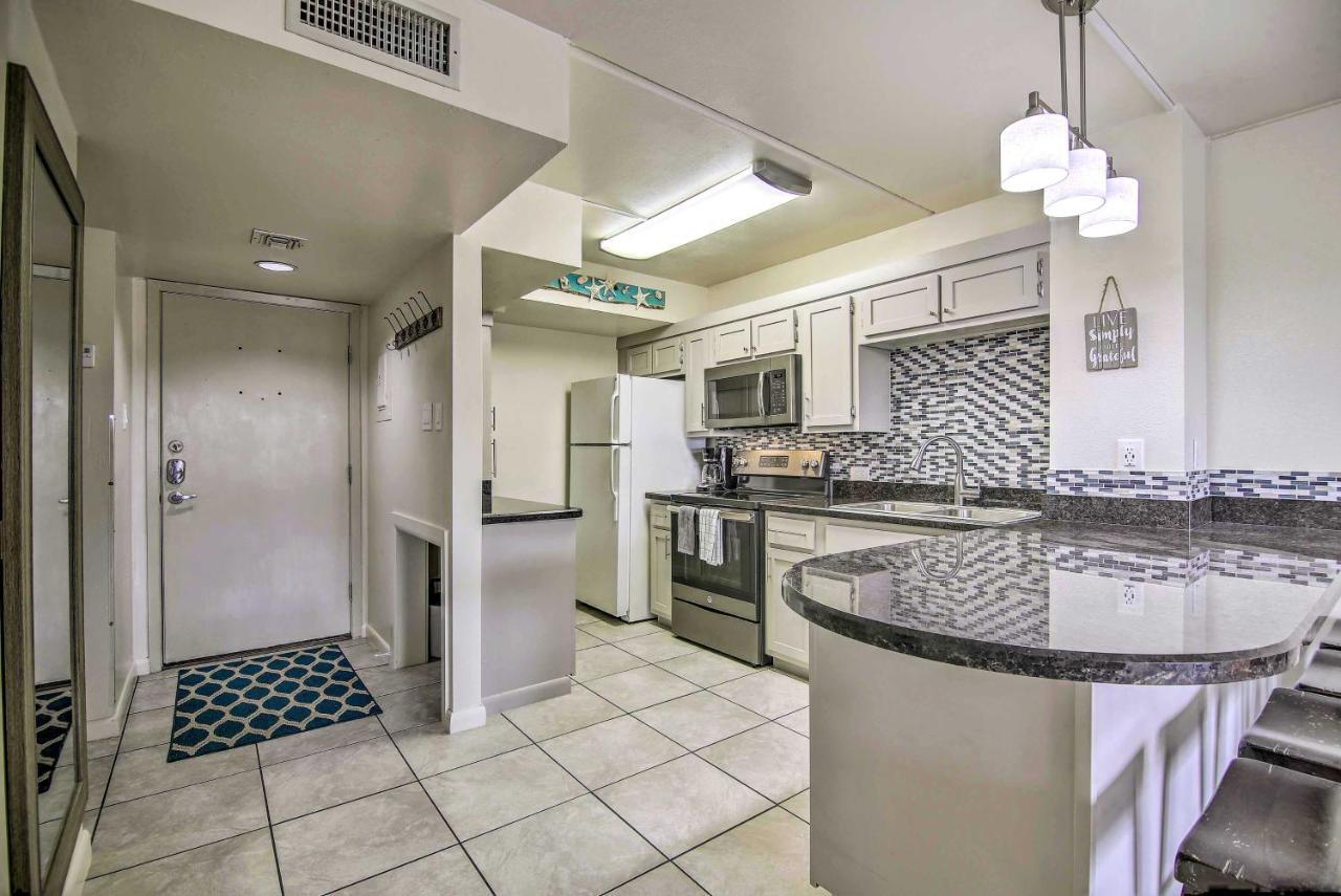 Beach Haven With Shared Amenities - Steps To Beach! South Padre Island Exterior photo