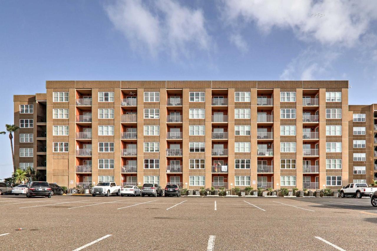 Beach Haven With Shared Amenities - Steps To Beach! South Padre Island Exterior photo