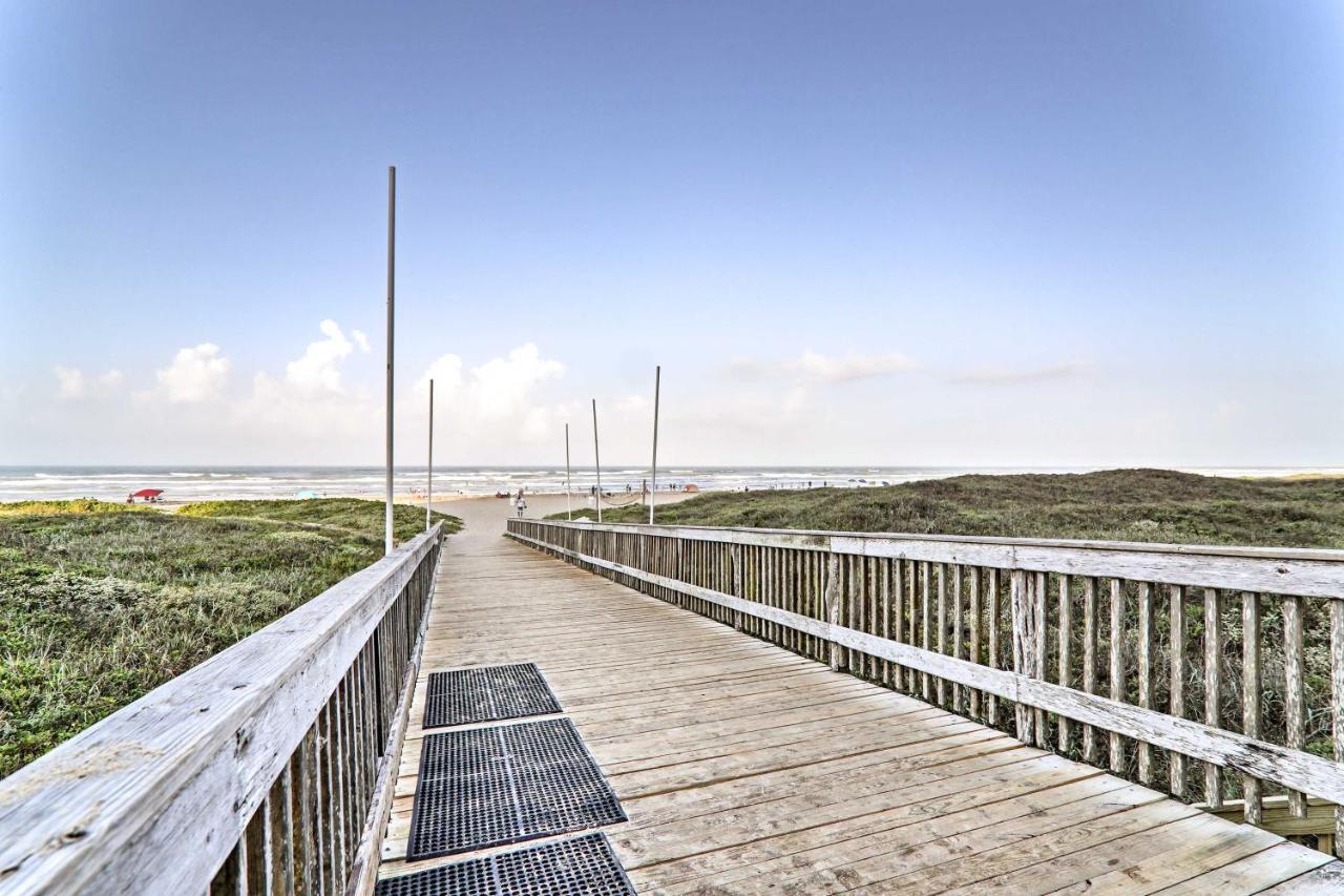 Beach Haven With Shared Amenities - Steps To Beach! South Padre Island Exterior photo
